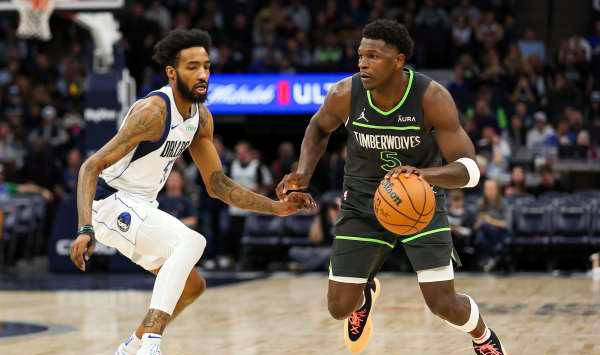 对裁判拳打 对裁判拳打