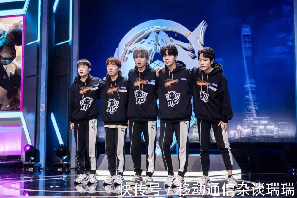 雷拉有望执 雷拉有望执